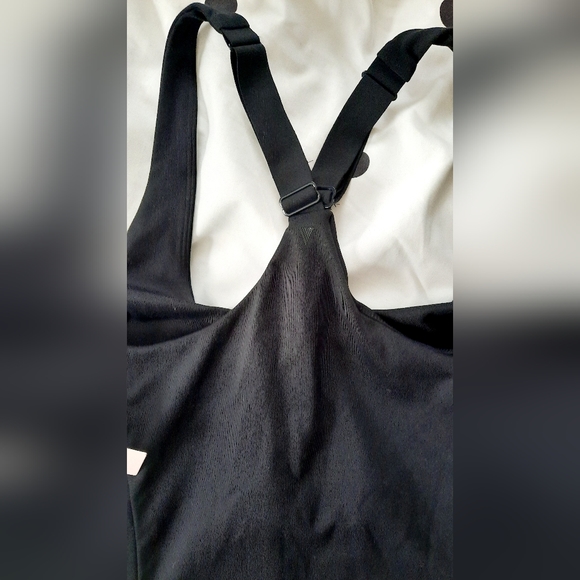 VICTORIA'S SECRET Essential Sport Dress - Picture 5 of 5